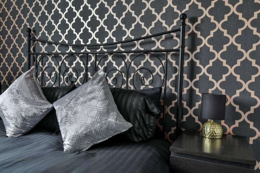 Refurbished Plush Property Great Transport Links Sheffield Buitenkant foto