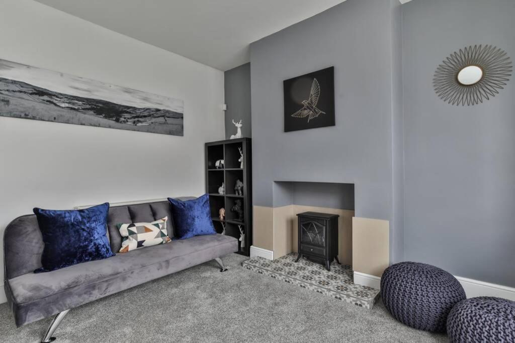 Refurbished Plush Property Great Transport Links Sheffield Buitenkant foto