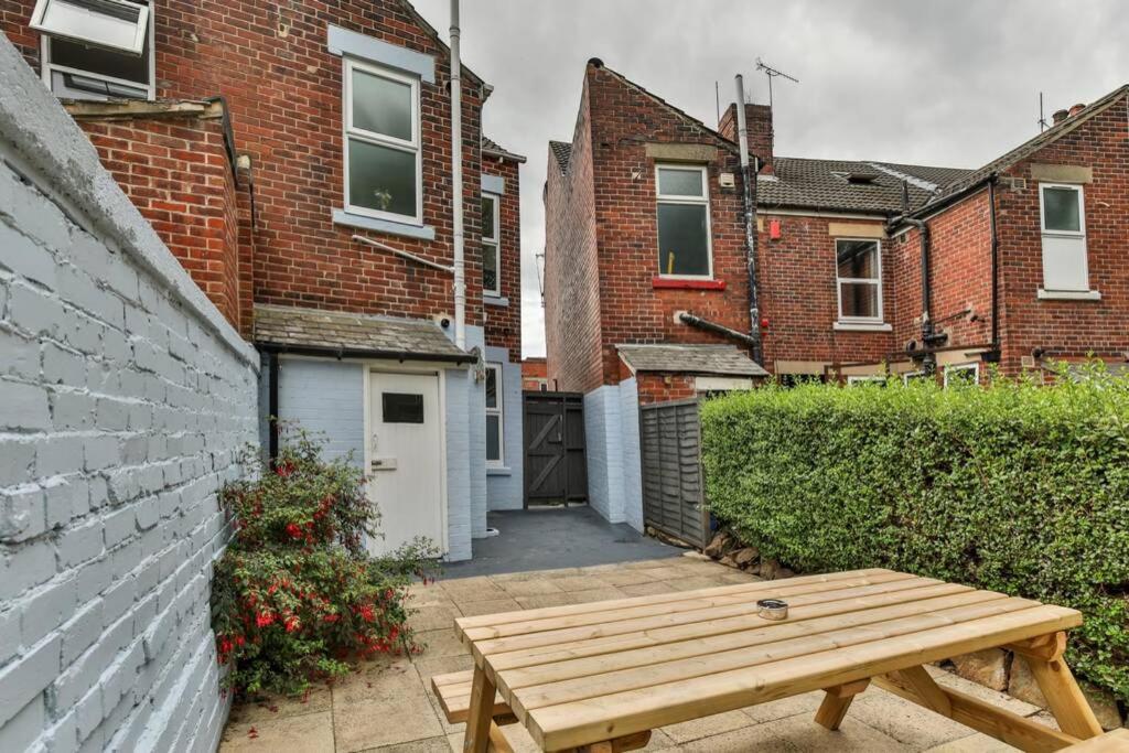 Refurbished Plush Property Great Transport Links Sheffield Buitenkant foto